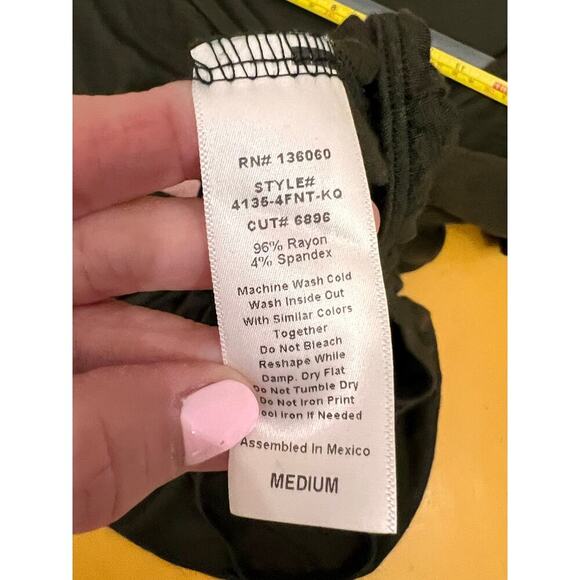 Project Social T Bodysuit - Girls Have More Fun - Size Medium - Picture 7 of 7